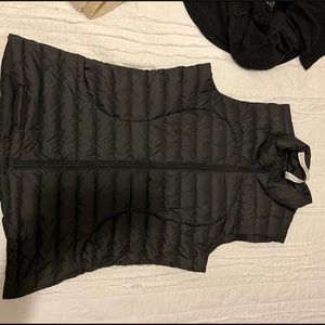 LULULEMON puffer vest
